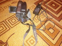 Sony DCR-TRV270E. ����� 4-� ��, � ���������� ����