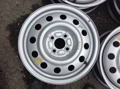 Nissan. 5.0x15, 4x100.00, ET46.5, ЦО 66,1 мм.