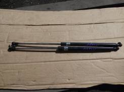 Амортизатор капота. Toyota Verossa, GX115, GX110, JZX110 Toyota Mark II Wagon Blit, GX110, JZX110, GX115, JZX115 Toyota Mark II, JZX110 Двигатели: 1GF...