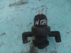Клапан egr. Mercedes-Benz E-Class, W124 Двигатель M104