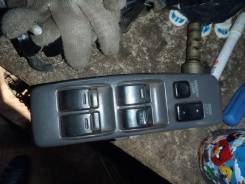 Кнопка стеклоподъемника. Toyota Camry, SV32