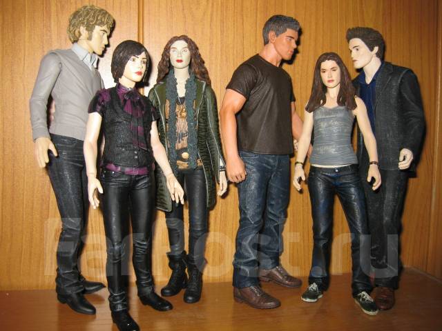 Коллекционные фигурки NECA из саги "Сумерки", в наличии. Цена: 2 500 ...