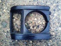 Накладка на фару. Toyota Hiace, LH51V, LH50, LH50B, LH50G, LH50V, LH51, LH51B, LH51G, LH56, LH56V, LH60, LH60B, LH60G, LH60V, LH61, LH61B, LH61G, LH61...