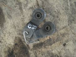 Крепление радиатора. Toyota Vista, SV40, SV41, CV40, CV43, SV42, SV43 Toyota Camry, CV40, SV41, SV40, SV43, SV42, CV43 Двигатели: 3CT, 3SFE, 4SFE