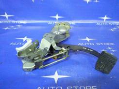 Педаль тормоза. Subaru Forester, SG5, SG9, SG, SG9L Двигатели: EJ203, EJ202, EJ25, EJ205, EJ204, EJ254, EJ201, EJ255, EJ20, EJ251, EJ252, EJ253