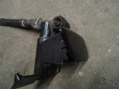 Омыватель фар. Toyota Corolla, ZRE151, ZRE152, NZE141, ZZE150, ADE150, NDE150 Двигатели: 1ZRFE, 1NDTV, 4ZZFE, 2ZRFE, 1ADFTV, 1NZFE