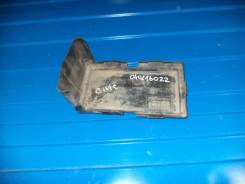 Кронштейн под аккумулятор. Honda Crossroad, DBA-RT4, DBA-RT3, DBA-RT2, DBA-RT1 Honda Stream, DBA-RN7, DBA-RN6, DBA-RN9, DBA-RN8 Honda Civic, DBA-FD1...