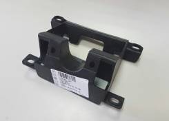 7L6807361 Кронштейн омывателя фары Volkswagen Toureg `03-08г. Volkswagen Touareg