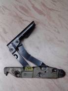 Крепление крышки багажника. Nissan Primera, P12E Двигатели: QG16DE, YD22DDT, F9Q, QR20DE, QG18DE