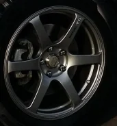 AVS Model T6. 7.5x18", 5x114.3, ET45 ����