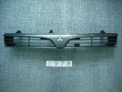 Решетка радиатора. Mitsubishi Lancer, CM2A