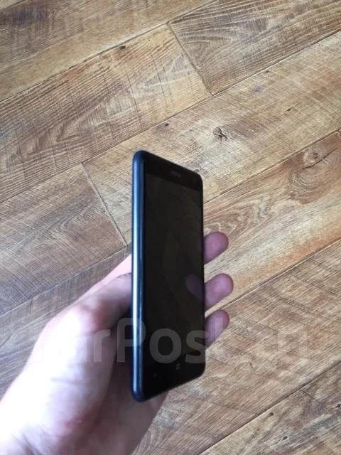 Nokia Lumia 625 ����
