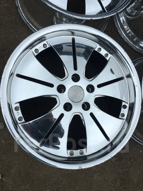 Niche Vortice. 8.0/9.0x18", 5x114.3, ET38/38. ��� ����� �� ������������ ����