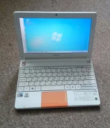 Acer Aspire One Happy2-N578Qoo. 10.1", 1 660����, ��� 2048 ��, ���� 280���, WiFi: 1, Bluetooth: 1, ����������� �� 1��. ����