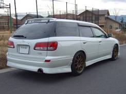 Стекло заднее. Nissan Expert Nissan Avenir, W11, RW11