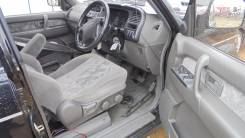 Обшивка двери. Isuzu Bighorn, UBS73GW