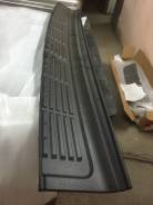 Накладка на бампер. Toyota Land Cruiser, UZJ200W, VDJ200, GRJ200, URJ200, URJ202, UZJ200 Двигатели: 1VDFTV, 3URFE, 1URFE, 1GRFE, 2UZFE