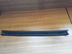 Накладка багажника. Toyota Touring Hiace, KCH40, KCH40W, KCH46, KCH46W, LXH43, LXH49, RCH41, RCH41W, RCH42, RCH47, RCH47W Toyota Hiace Regius, KCH40G...