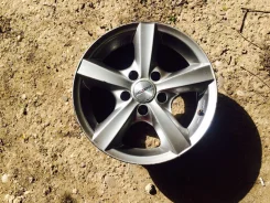 DEZENT. 7.0x15", 5x114.30, ET52.5, �� 67,1���.