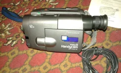 Sony CCD-TRV300. 20 � ����� ��, � ���������� ����