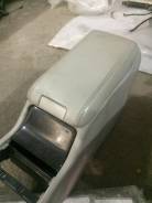 Подлокотник. Mercedes-Benz E-Class, W210