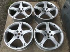 Ferrari. 8.0/10.0x19, 5x114.30, ET44/52.5, ЦО 67,2 мм.