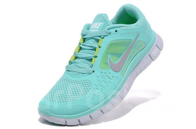 Nike free shop runs mint green