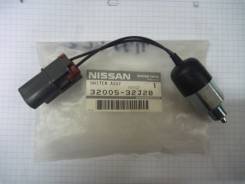 Датчик заднего хода. Nissan: Condor, Atlas, Civilian, Safari, Patrol, Caravan Двигатели: FD35T, FD42, FD46, FD35, TD27, TD25, TD23, SHT, QR20DE, STD...