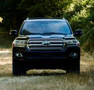 Капот. Toyota Land Cruiser, GRJ200, URJ200, URJ202, URJ202W, VDJ200, J200, UZJ200W Двигатели: 1GRFE, 1URFE, 1VDFTV, 3URFE, 2UZFE. Под заказ