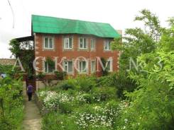 Продам дом в районе БАМа. Улица Калининградская 35, р-н БАМ, площадь дома 225 кв. м., централизованный водопровод, электричество 15 кВт, отопление эле...