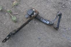 Фара. Toyota Ractis, NCP100 Двигатель 1NZFE