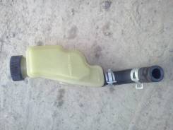 Бачок гидроусилителя руля. Mazda Premacy, CR3W, CREW Mazda Mazda3 Mazda Axela, BK3P, BK5P, BKEP Mazda Biante, CC3FW, CCEAW, CCEFW