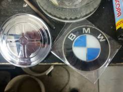 Эмблема багажника. BMW
