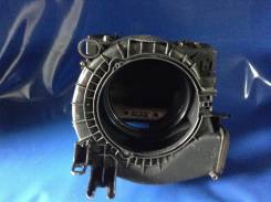 Корпус моторчика печки. Toyota Altezza, JCE15, SXE10, GXE10, JCE10, GXE15 Toyota IS200, GXE10 Двигатели: 1GFE, 2JZGE, 3SGE