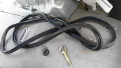 Уплотнитель стекла двери. Toyota Estima, ACR30, ACR40, MCR30, ACR40W, ACR30W, MCR40, MCR30W, MCR40W Двигатели: 2AZFE, IMZFE, 1MZFE