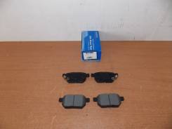 Колодка тормозная. Toyota: Corolla, iQ, Corolla Rumion, Yaris, Vios, Blade, Matrix, Vitz, Ractis, Auris, ist, Prius, Belta, Scion Lexus CT200h, ZWA10...