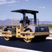 Caterpillar. Каток комбинированный CB334D
