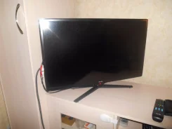 DNS s32dst1. LED ����