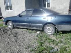 Лючок топливного бака. Toyota Crown, JZS145, JZS143, JZS141, LS141 Toyota Crown Majesta, LS141, JZS141, JZS143, JZS145 Двигатели: 1JZGE, 2JZGE, 2LTHE