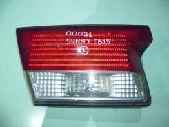 Вставка багажника. Nissan Sunny, FB15