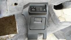 Консоль панели приборов. Toyota Corolla Fielder, NZE141G, ZRE144G, ZRE144, ZRE142, ZRE142G, NZE141, NZE144G, NZE144 Двигатели: 2ZRFAE, 2ZRFE, 1NZFE