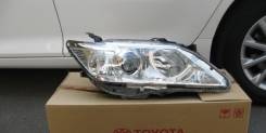 Фара. Toyota Camry