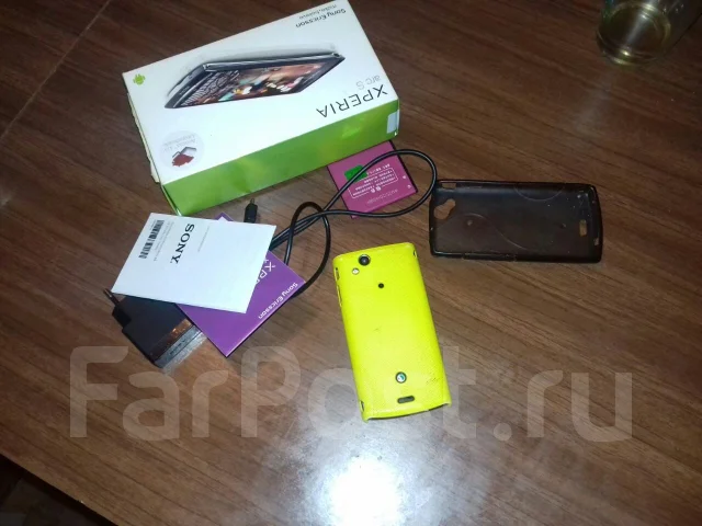 Sony Ericsson Xperia arc S ����