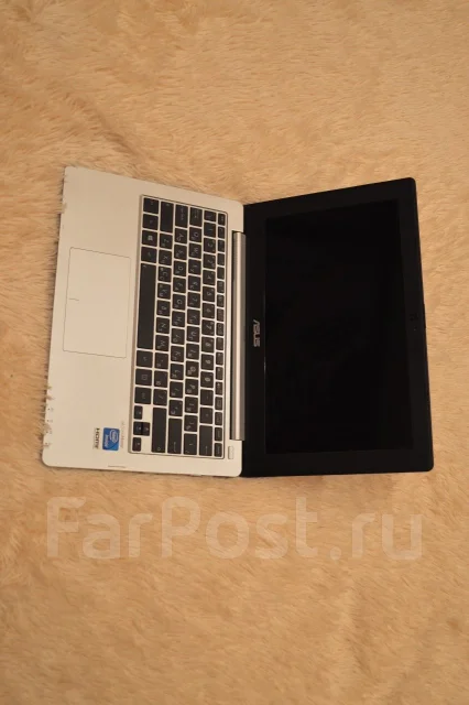 Asus X201E. 11.6", ��� 2048 ��, WiFi: 1, Bluetooth: 1 ����
