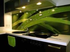 Кухонные столешницы и фартуки из искусственного янтаря. Красота кухни