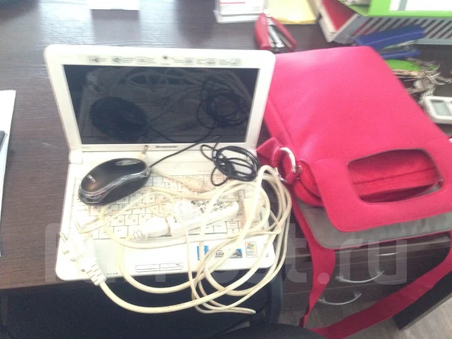 Lenovo IdeaPad S10-3. WiFi: 1, Bluetooth: 1 ����