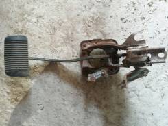 Педаль тормоза. Toyota Cresta, JZX91, JZX90, JZX93, GX90, SX90, LX90 Toyota Mark II, GX90, JZX90, LX90, JZX91, JZX93, SX90 Toyota Chaser, SX90, LX90...