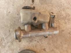 Цилиндр главный тормозной. Toyota Cresta, JZX90, SX90, JZX93, LX90, GX90 Toyota Mark II, GX90, LX90, JZX90, JZX93, SX90 Toyota Chaser, SX90, LX90, GX9...