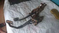 Педаль сцепления. Toyota: Corolla, Corolla Levin, Sprinter, Sprinter Trueno, Sprinter Marino, Corolla Ceres, Corolla Sprinter Двигатели: 3CE, 7AFE, 2E...