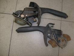 Ручка ручника. Toyota Corolla, AE114, EE107, CE105, AE112, CE107, AE110, AE100, CE109, EE105, EE103, EE101, EE111, AE103, AE109, CE110, EE108, CE100...